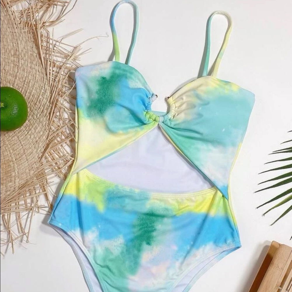 Tie dye cut out one piece swim suit - Picture 4 of 4